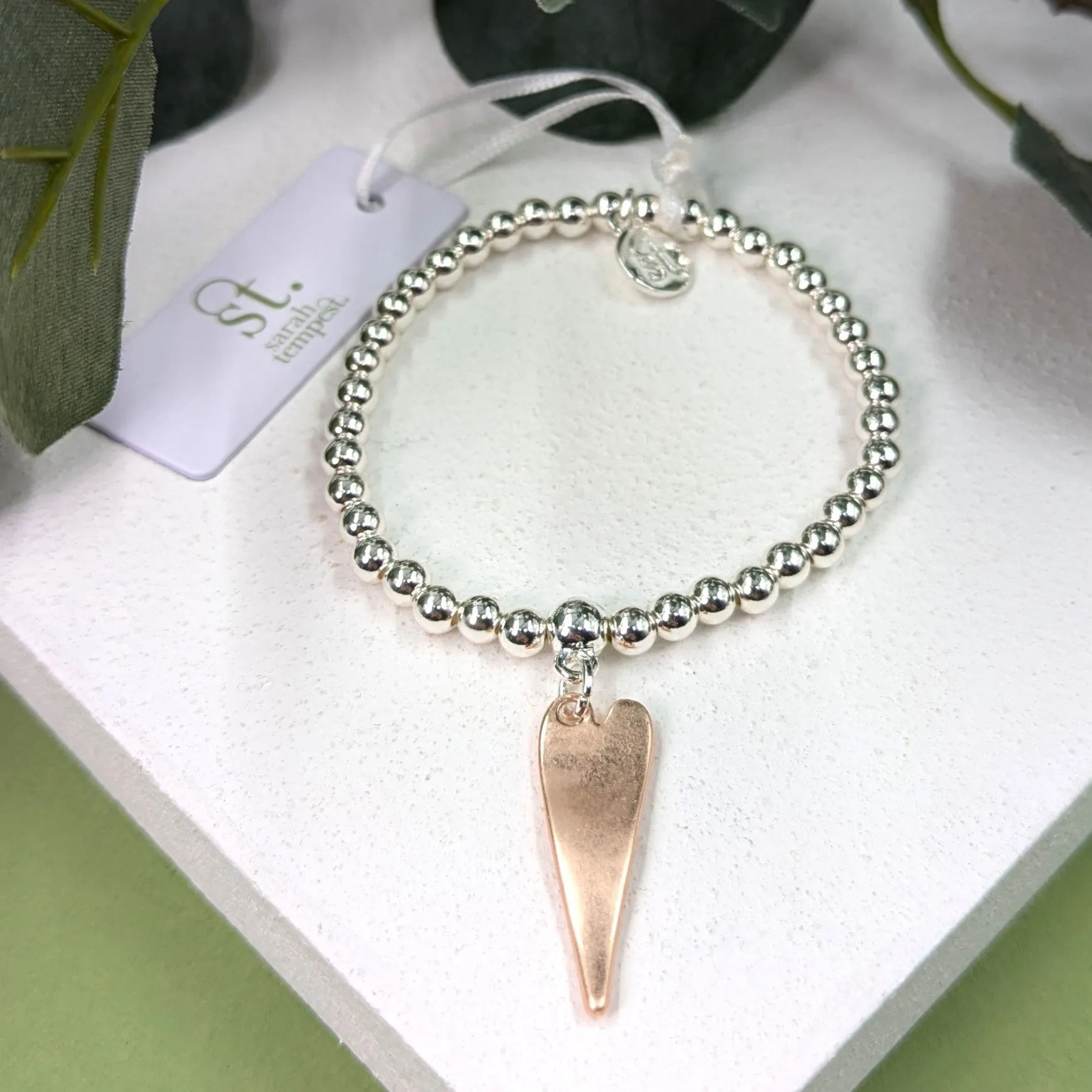 Elongated heart stretchy beaded bracelet
