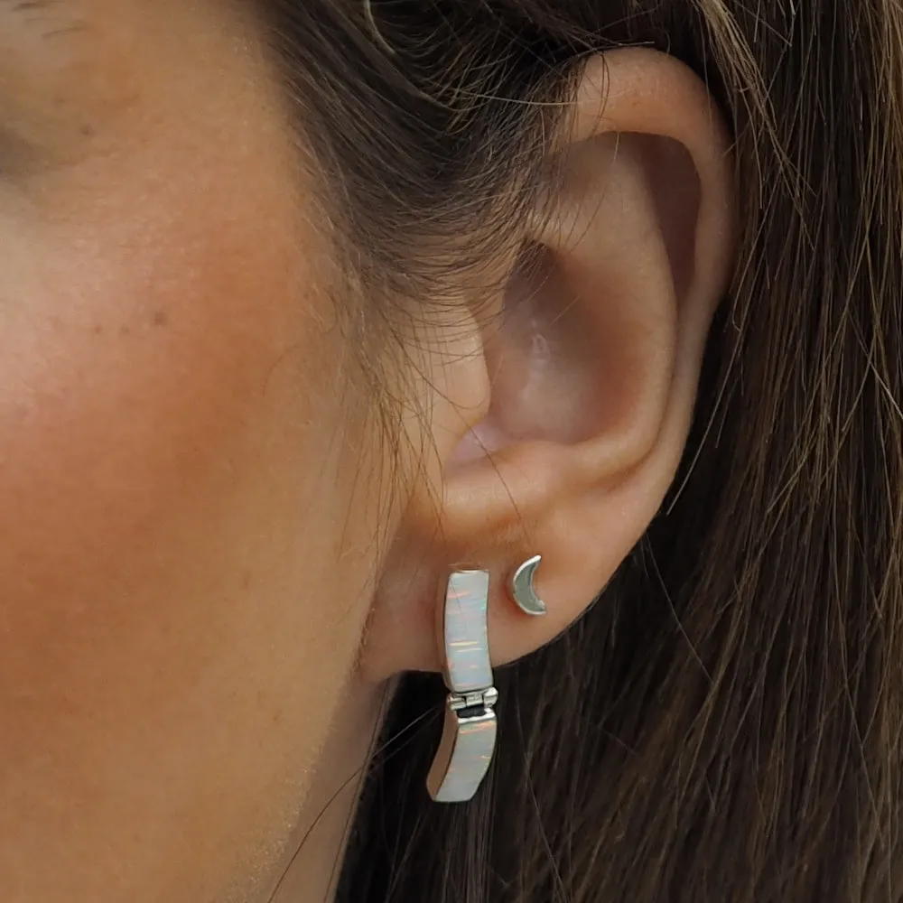 Flinder White Drift Stud Earrings